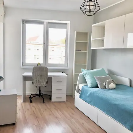 Apartament Family Z Klimatyzacja Parking * Вроцлав